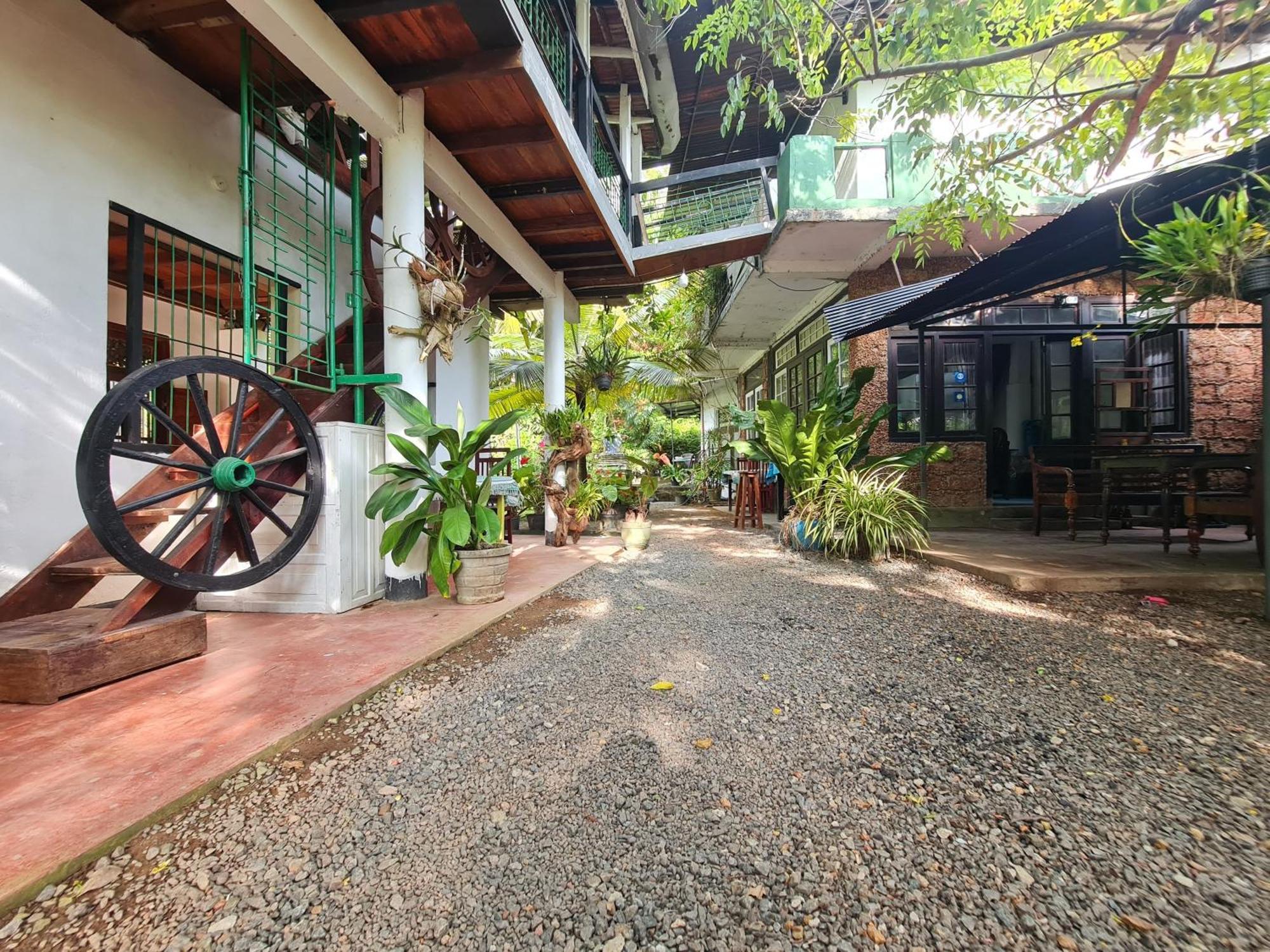 Hill Side Kings Villa Hikkaduwa Dış mekan fotoğraf